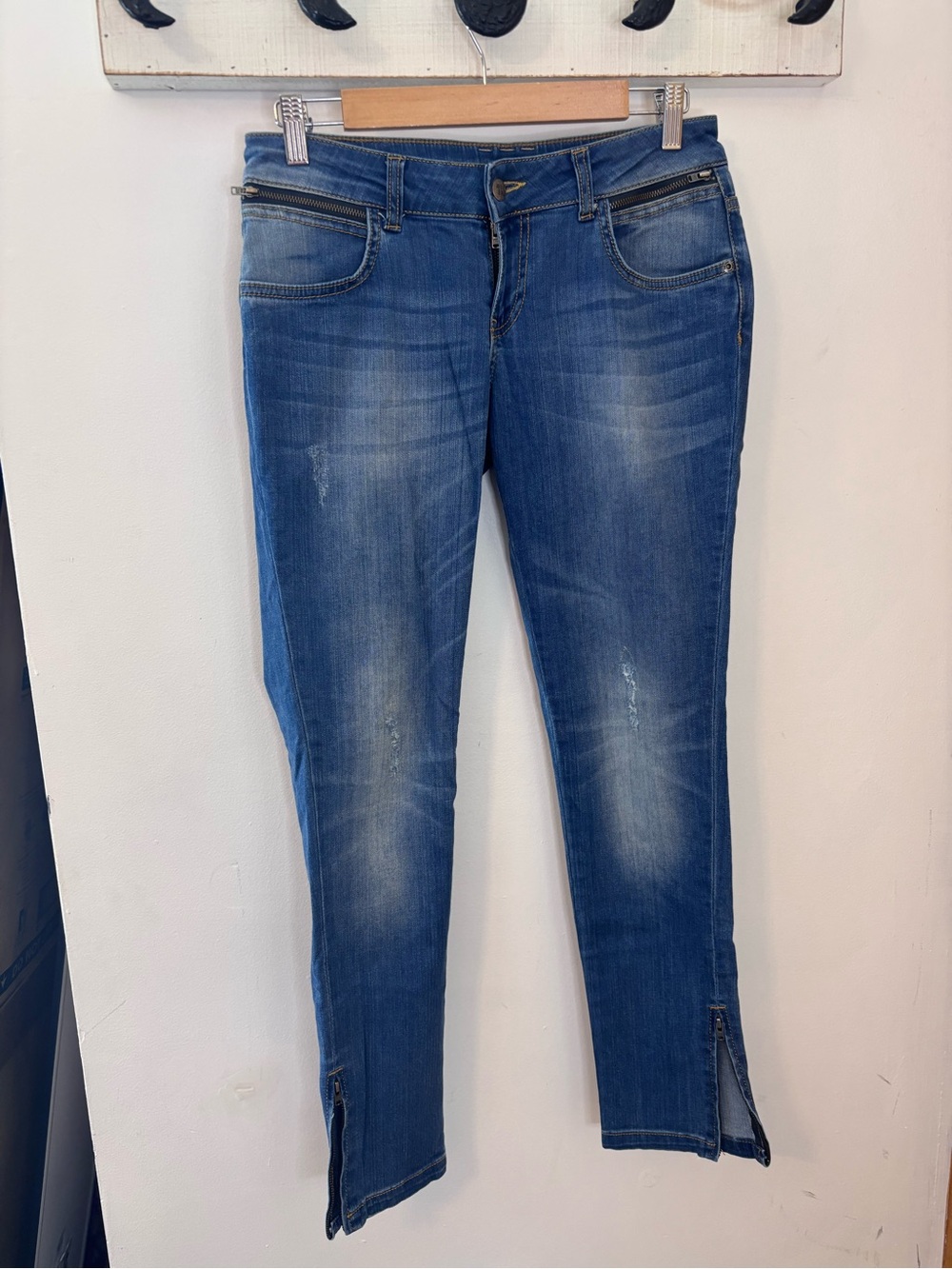 Anine Bing Low Rise Jeans with Pocket and Ankle Zips